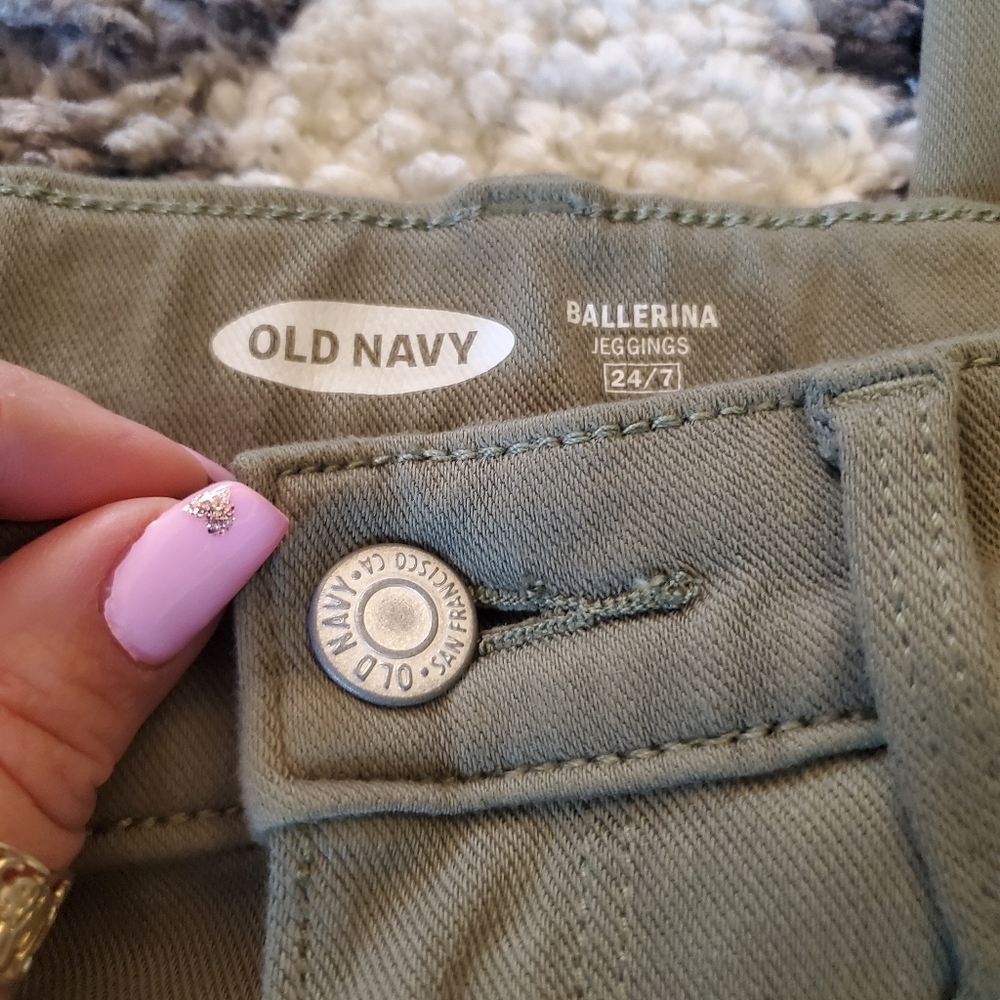 Girls Old Navy Jeggins Size 24/7 - Picture 2 of 6